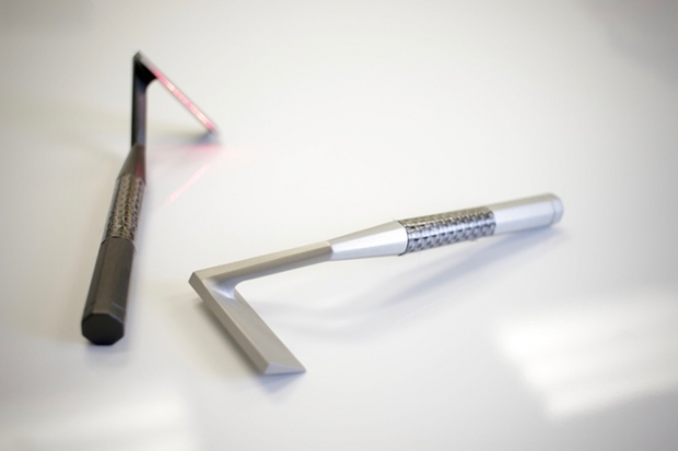 Лазерната самобръсначка Skarp събра в Kickstarter  милиона, но получи бан и се премести в Indiegogo