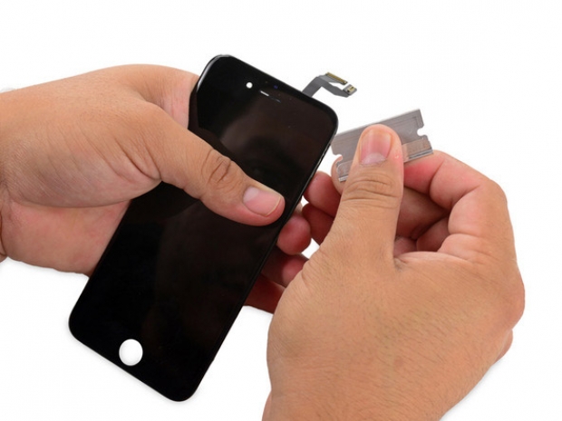 3D Touch дисплеят в iPhone 6s е съставен от 8 слоя