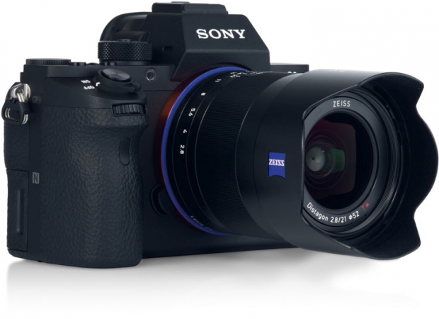 Анонс на пълнокадровия обектив Zeiss Loxia 2.8/21 със Sony E закрепване