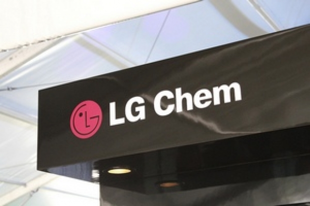 LG Chem продава OLED-бизнеса си на сестринската компания LG Display