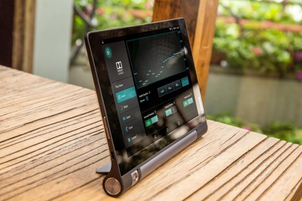 Флагманите Lenovo Yoga Tab 3 8.0 и Lenovo Tab 2 A8-50 вече в търговската мрежа на VIVACOM
