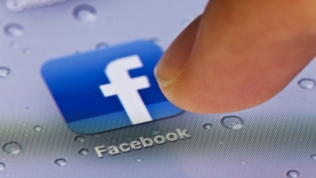 Facebook оправи проблеми с приложението си за iPhone