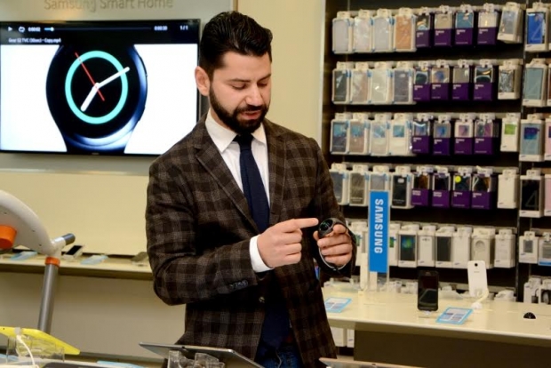 Samsung представи в България Gear S2