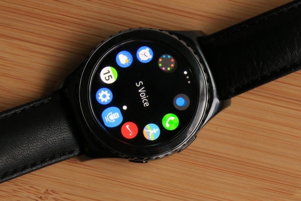 Ревю на Samsung Gear S2: нов обрат в класа на умните часовници