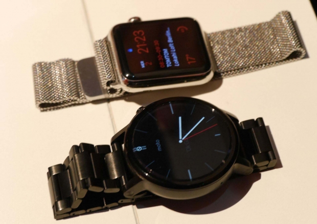 Lenovo на IFA 2015: смартфоните Vibe, голямо компютърно обновление и Moto 360 от второ поколение