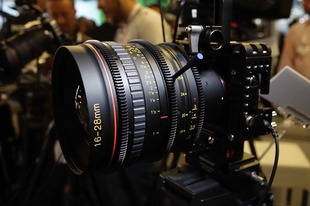 Tokina анонсира три нови обектива на IBC 2015