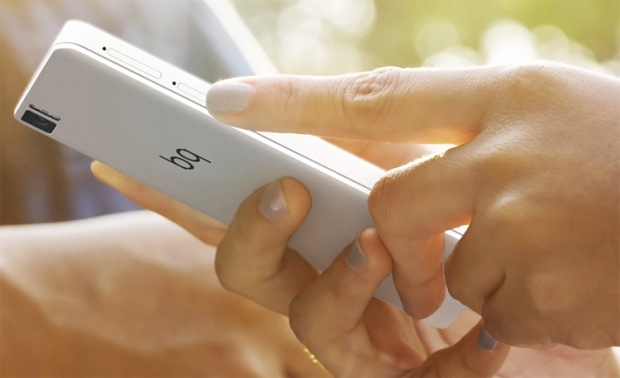 BQ Aquaris A4.5: смартфон от програмата Android One и поддръжка на 4G LTE мобилни мрежи