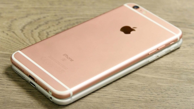 Ревю на Apple iPhone 6s и 6s Plus: експеримент над здравия разум?