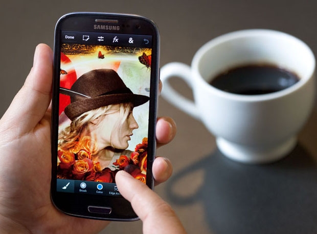 Пълна версия на Photoshop за iOS и Android през 2016
