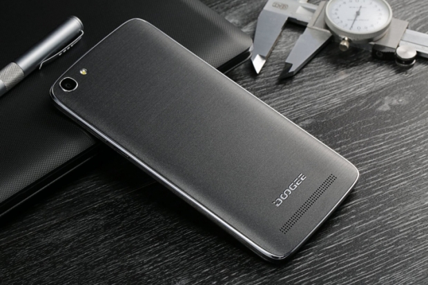 DOOGEE Y200: бюджетен смартфон с преден скенер за пръстови отпечатъци