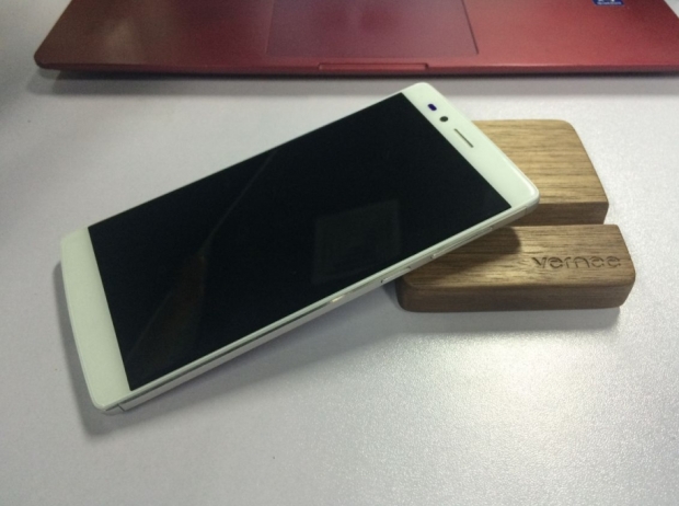 Vernee Apollo Lite ще има 4 GB оперативна памет и процесор Helio X20