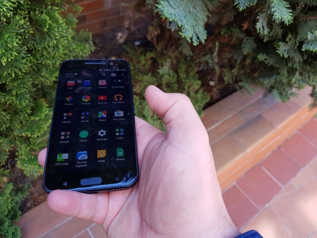 Вижте кои са отличителните черти на новия HTC 10
