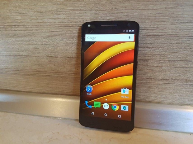 Ревю на Moto X Force: първият в света смартфон с нечуплив екран