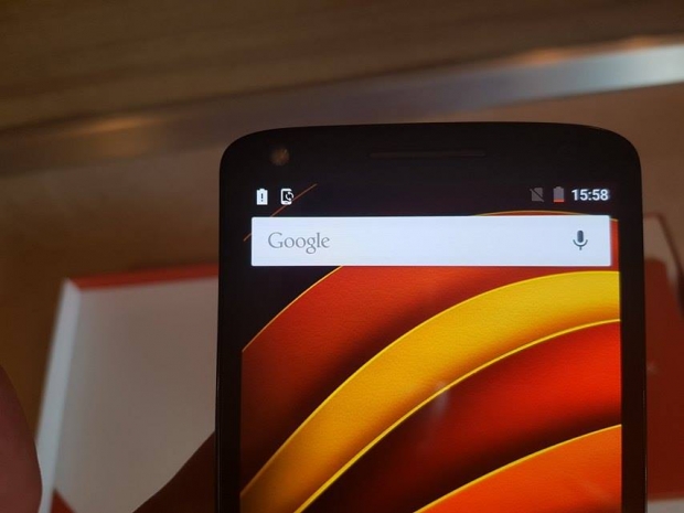 Ревю на Moto X Force: първият в света смартфон с нечуплив екран