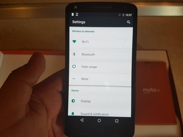 Ревю на Moto X Force: първият в света смартфон с нечуплив екран