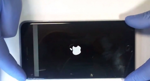 След две години притежателите на iPhone 6 започнаха масово да се оплакват от проблеми със сензорния дисплей