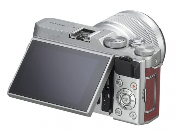 Fujifilm представи безогледалния фотоапарат от входно ниво X-A3
