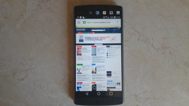 Ревю на смартфона LG V10 с допълнителен дисплей и две предни камери