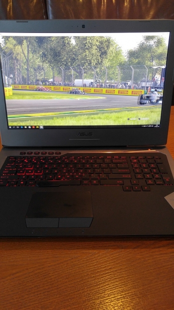 Ревю на ASUS ROG G752: най-мощния геймърски ноутбук