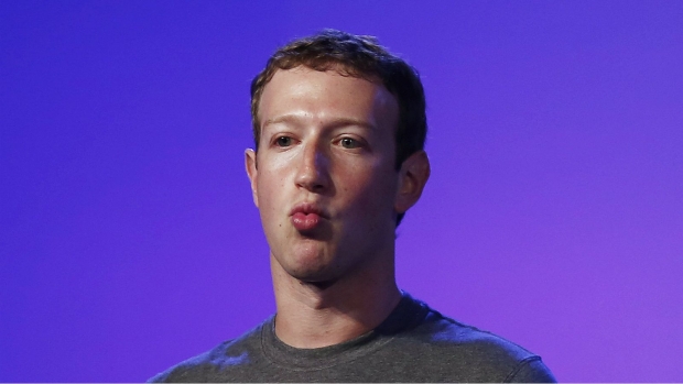 Индия блокира безплатната услуга Free Basics на Facebook в името на мрежовия неутралитет