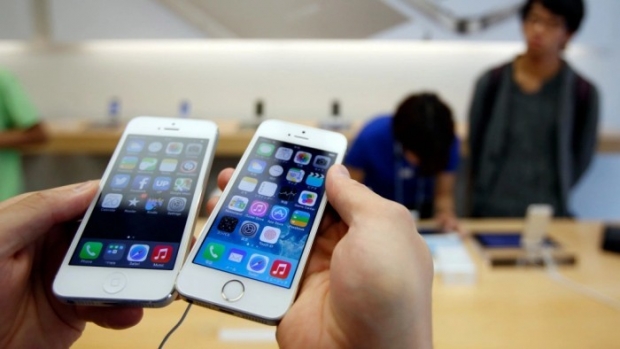 Продажбите на смартфона iPhone 5se и таблета iPad Air 3 се очаква да започнат на 18-ти март