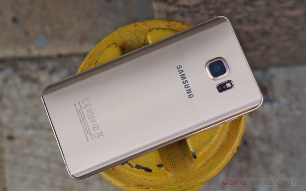 Samsung Galaxy Note 6 може да има 5,8-инчов WQHD дисплей и рекордни 6 GB оперативна памет