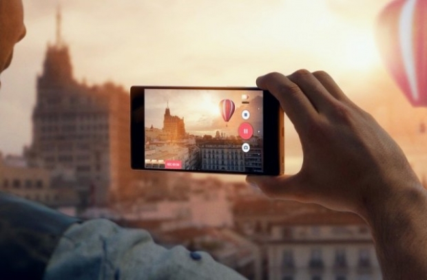 Sony анонсира 22,5 MP фотосензор Exmor R IMX318 с вградени системи за стабилизация на изображението и автоматично фокусиране