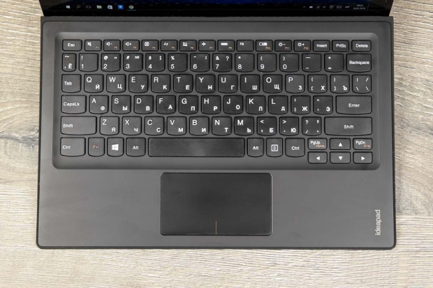 Ревю на Lenovo IdeaPad Miix 700 – по пътя към Surface Pro