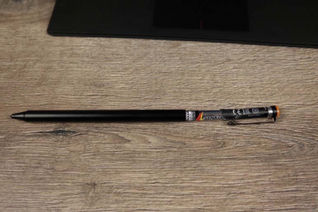 Ревю на Lenovo IdeaPad Miix 700 – по пътя към Surface Pro