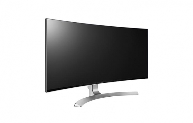 Зашеметяващите LG 34UM98 21:9 UltraWide монитори стъпват на пазара в България