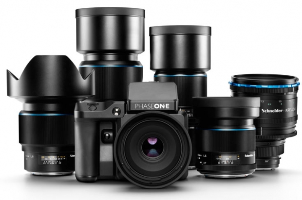 Анонс на 100 мегапикселния цифров фотоапарат-камера Phase One XF 100MP с цена  990