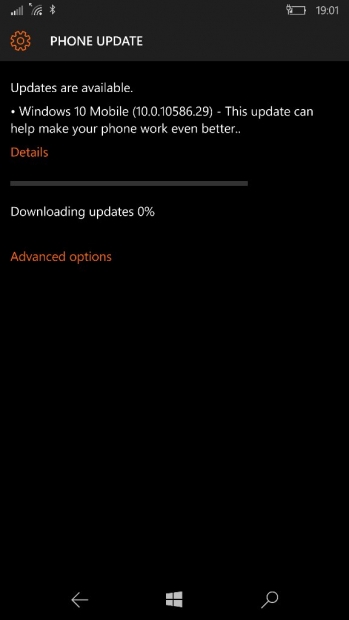 Пускането на Windows 10 Mobile ще започне до две седмици