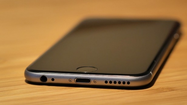 Apple изглежда намалява поръчките на iPhone 6S моделите
