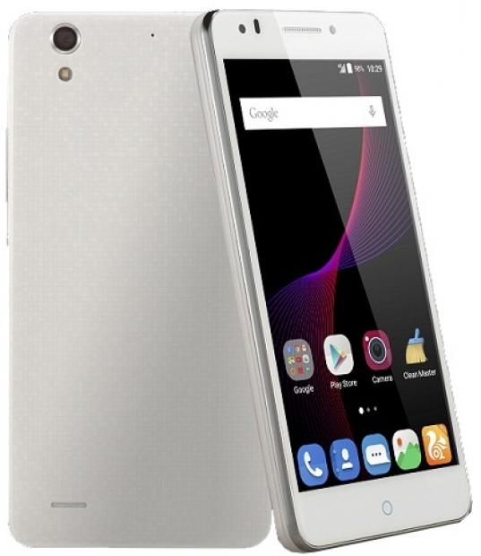 Анонс на смартфона ZTE Blade D Lux с 13 MP камера и 3000 mAh акумулаторна батерия