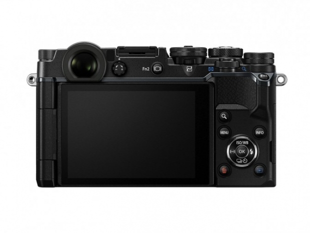 Анонс на цифровия Micro Four Thirds фотоапарат Olympus PEN-F