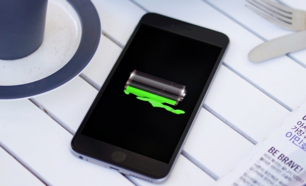Apple на съд за кражба на технология за бързо зареждане на iPhone
