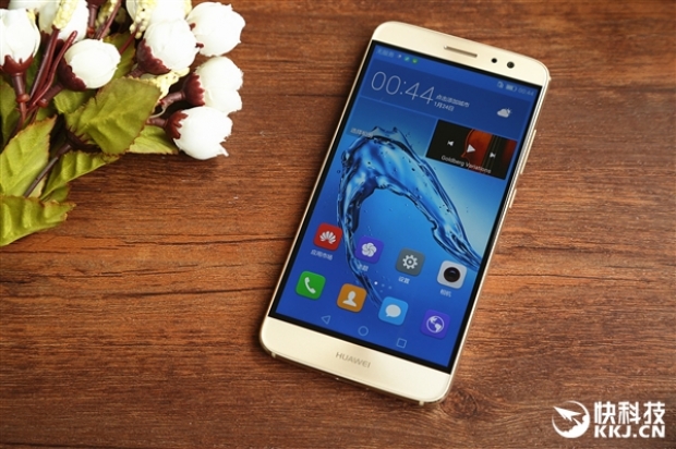 Официален анонс на смартфона Huawei G9