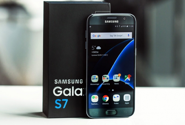 Смартфоните Samsung Galaxy S7 и S7 edge в САЩ изпревариха по продажби iPhone 6s и iPhone 6s Plus