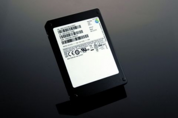 Samsung представи нов SSD с обем 15 TB и цена  хиляди