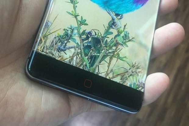 Първа информация за флагмана Elephone P20: дисплей без рамки, камера с апертура F/1,7 и Helio P20