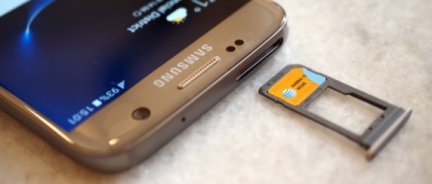 Samsung обясни защо в Galaxy S6 е нямало слот за microSD карти памет