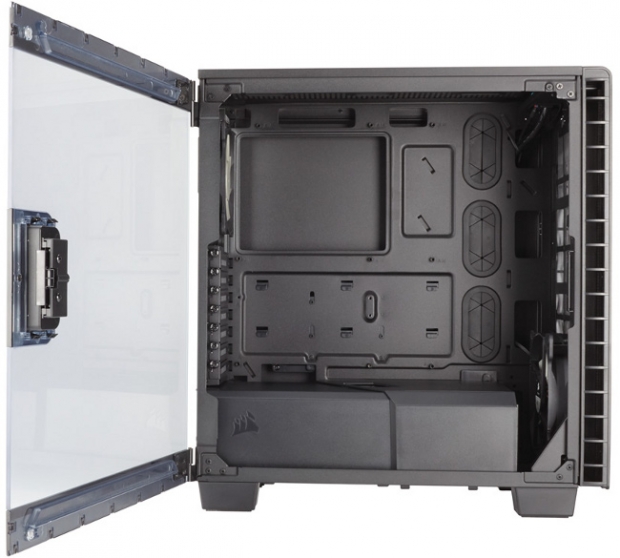 Corsair анонсира продажбите на корпусите Quiet 400Q и Quiet 400С от серията Carbide