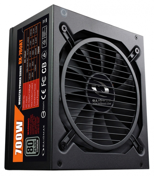 Raidmax представи „титаниевия“ захранващ блок RX-700AT
