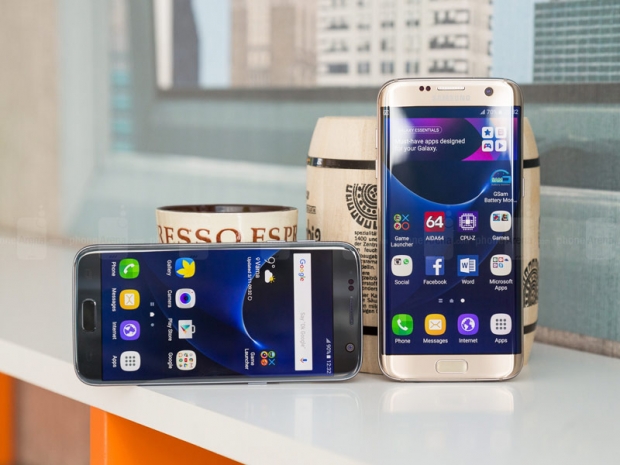Samsung ще отговори на iPhone SE с мини-флагмана Galaxy S7 Mini