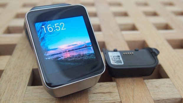 Samsung спира да използва Android Wear
