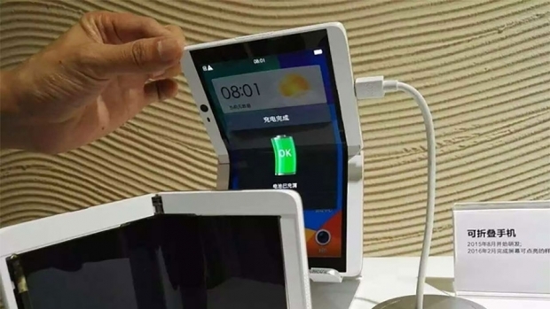Ето как изглежда сгъваемият телефон на Oppo