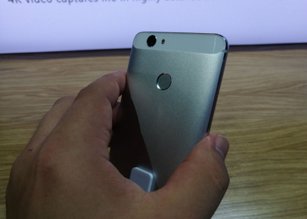 IFA 2016: Huawei Nova е като близнак на Nexus6Р от средния клас