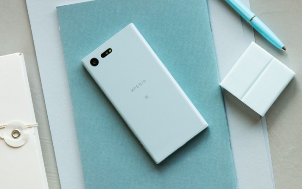 Xperia X Compact: новият малък флагман на Sony
