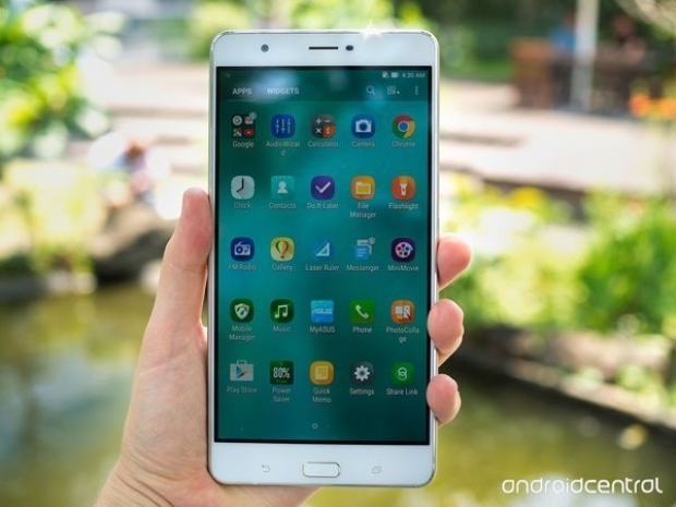 Asus ZenFone 3 Ultra: фаблет с 6,8-инчов дисплей и 23 MP камера