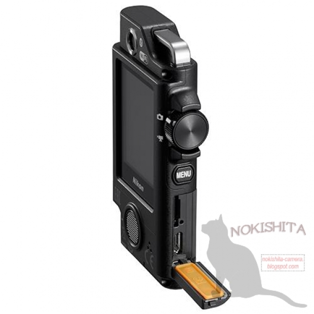 В корпуса на екшън-камерата Nikon KeyMission 80 са поставени два оптични модула